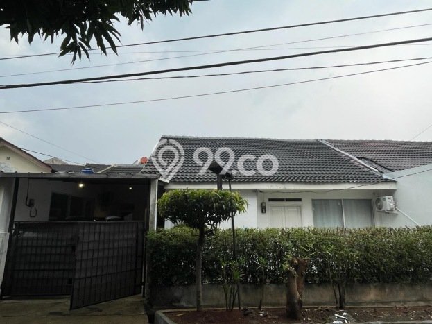 Rumah Asri area Pamulang, Tangerang Selatan, Luas 242m² Bangunan 200m² Rumah Asri area Pamulang, Tangerang Selatan, Luas 242m² Bangunan 200m²