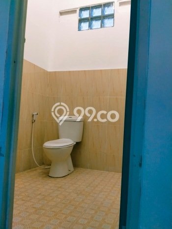 Rumah Nyaman di Cipondoh, Tangerang, Luas 116m² Bangunan 150m² Rumah Nyaman di Cipondoh, Tangerang, Luas 116m² Bangunan 150m²