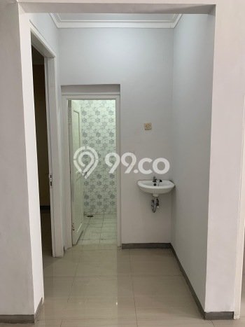 Rumah Asri di Serpong Utara, Akses ke Serpong Utara, Tangerang Selatan, Tangerang Selatan - 2 KT Rumah Asri di Serpong Utara, Akses ke Serpong Utara, Tangerang Selatan, Tangerang Selatan - 2 KT