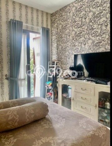 Jual Rumah Bagus Siap Huni LB 120m2 di Serpong, Tangerang Selatan Jual Rumah Bagus Siap Huni LB 120m2 di Serpong, Tangerang Selatan