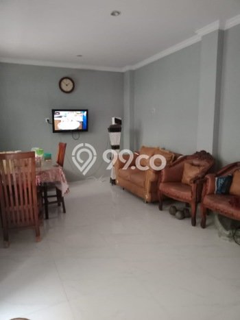 Dijual Rumah Luas Elegan Dengan View Cantik di Jombang, Tangerang Dijual Rumah Luas Elegan Dengan View Cantik di Jombang, Tangerang
