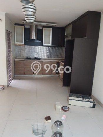 Hunian Elit LB 240m2 Siap Huni Desain Elegan di Pondok Ranji, Tangerang Hunian Elit LB 240m2 Siap Huni Desain Elegan di Pondok Ranji, Tangerang