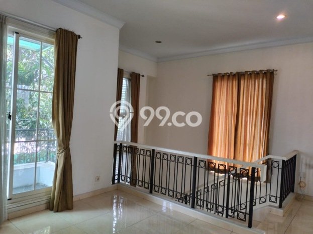 Hunian Elit LB 200m2 Siap Pakai Desain Elegan di Alam Sutera, Tangerang Hunian Elit LB 200m2 Siap Pakai Desain Elegan di Alam Sutera, Tangerang