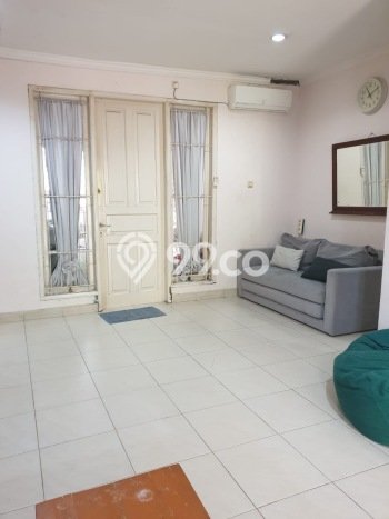 Rumah Modern 3 KT di Bintaro Tangerang Selatan Semi Furnished Rumah Modern 3 KT di Bintaro Tangerang Selatan Semi Furnished