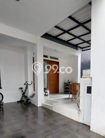 Rumah 4 KT 3 KM Fasilitas Kolam Renang di , Tangerang Selatan Rumah 4 KT 3 KM Fasilitas Kolam Renang di , Tangerang Selatan