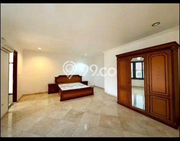 Disewakan! Rumah 4 Kamar Tidur &
4 Kamar Mandi di Bintaro, Tangerang Selatan Disewakan! Rumah 4 Kamar Tidur &
4 Kamar Mandi di Bintaro, Tangerang Selatan