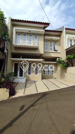 For Sale Rumah 4 Kamar Lokasi Strategis Bagus dan Strategis di Larangan For Sale Rumah 4 Kamar Lokasi Strategis Bagus dan Strategis di Larangan