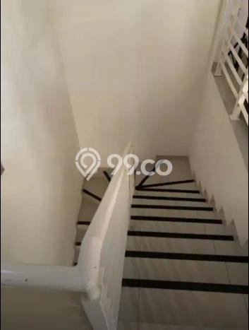 Dijual Rumah Strategis Bagus Punya 5 KT di Serpong Tangerang Selatan SHM Dijual Rumah Strategis Bagus Punya 5 KT di Serpong Tangerang Selatan SHM