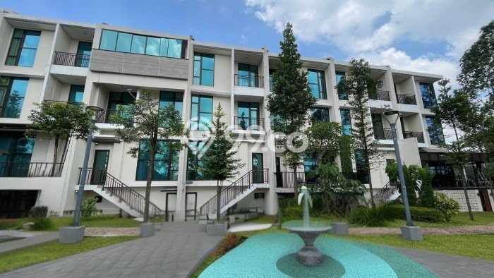 Ready to Use! Premium House LT 146m2 Desain Modern di Pondok Indah Ready to Use! Premium House LT 146m2 Desain Modern di Pondok Indah