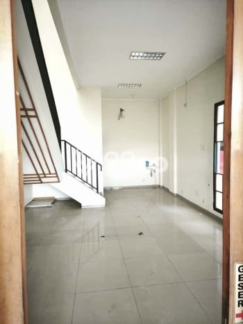 Ruko di Bintaro, Luas 97m², Lokasi Strategis, Siap Operasi Ruko di Bintaro, Luas 97m², Lokasi Strategis, Siap Operasi