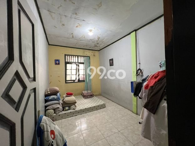 Rumah Modern Minimalis 5 Kamar Siap Huni di Ciputat Rumah Modern Minimalis 5 Kamar Siap Huni di Ciputat