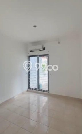 For Sale Hunian Rumah Terawat 2 Kamar di Graha Raya Bintaro, Tangerang Selatan For Sale Hunian Rumah Terawat 2 Kamar di Graha Raya Bintaro, Tangerang Selatan