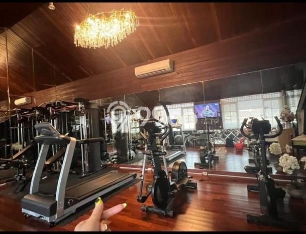 Dijual Rumah Luas Megah Dengan View Cantik di Permata Hijau, Jakarta Selatan Dijual Rumah Luas Megah Dengan View Cantik di Permata Hijau, Jakarta Selatan