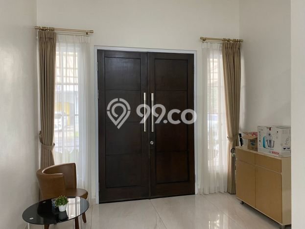 Dijual Rumah Luas Elegan Dengan View Eksklusif di Modernland, Tangerang Dijual Rumah Luas Elegan Dengan View Eksklusif di Modernland, Tangerang