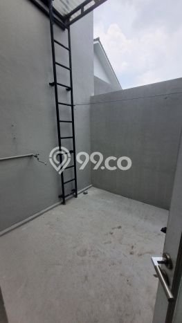Rumah Modern 3 KT di Cikokol Tangerang Semi Furnished Rumah Modern 3 KT di Cikokol Tangerang Semi Furnished