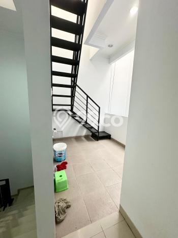 For Sale! Premium House LT 80m2 Desain Elegan di Duri Kepa For Sale! Premium House LT 80m2 Desain Elegan di Duri Kepa