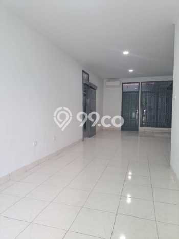 Dijual Rumah Luas Megah Dengan View Eksklusif di Modernland, Tangerang Dijual Rumah Luas Megah Dengan View Eksklusif di Modernland, Tangerang