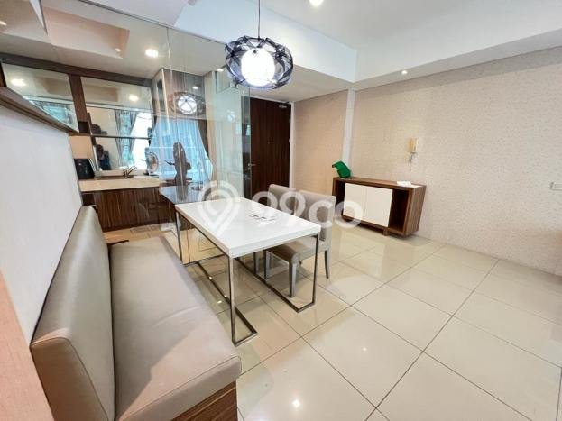Empire 2 BR 2 Bath 98 m² + 1 Maid Room Kemang Village Empire 2 BR 2 Bath 98 m² + 1 Maid Room Kemang Village