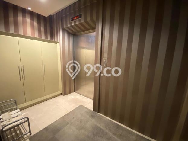 Kemang Village Ritz 2 BR Private Lift 144 m² Kemang Village Ritz 2 BR Private Lift 144 m²