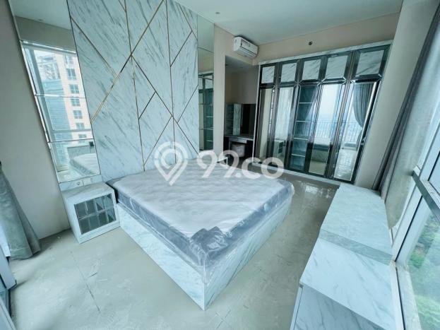 New Unit Just Finished Renovation 3 BR Kemang Village New Unit Just Finished Renovation 3 BR Kemang Village