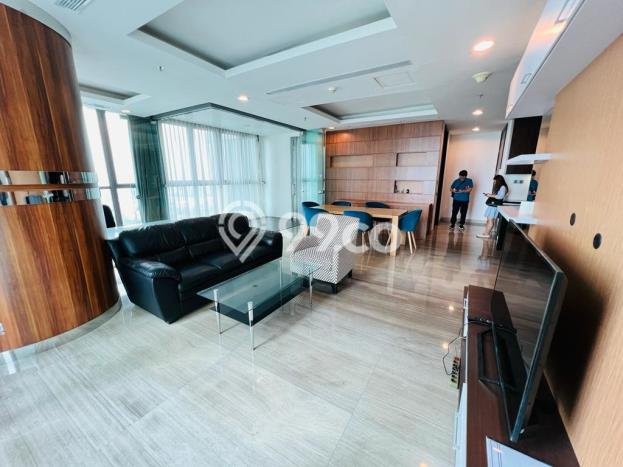 Apartemen Nyaman untuk Disewa, 3 Kamar di Jakarta Selatan Apartemen Nyaman untuk Disewa, 3 Kamar di Jakarta Selatan