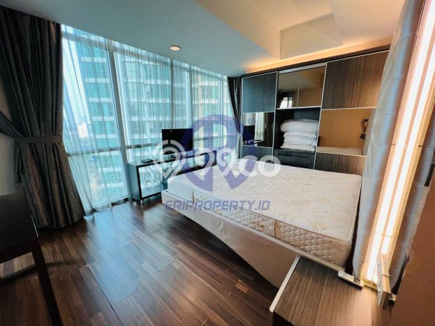 Siap Huni Apartemen Prestisius di Kemang 3 Kamar & 2 Kamar Mandi Siap Huni Apartemen Prestisius di Kemang 3 Kamar & 2 Kamar Mandi