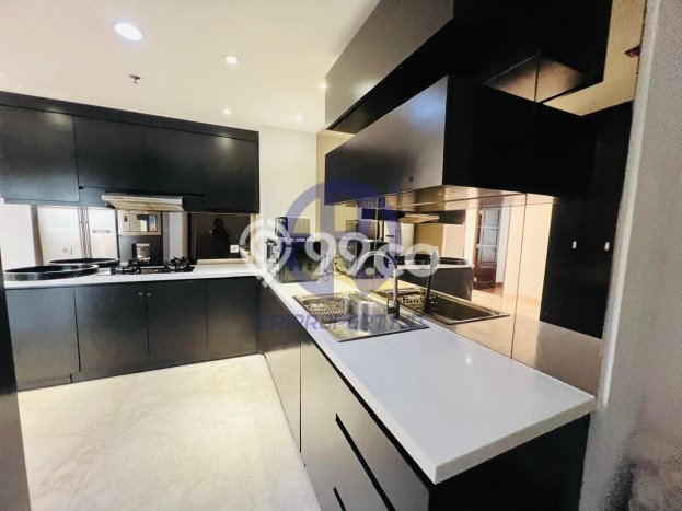 Apartemen Strategis 121m2 di Kemang Jakarta Selatan 2 KT Apartemen Strategis 121m2 di Kemang Jakarta Selatan 2 KT