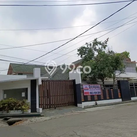 Rumah Elit LB 500m2 Siap Huni Desain Elegan di Dago, Bandung Rumah Elit LB 500m2 Siap Huni Desain Elegan di Dago, Bandung