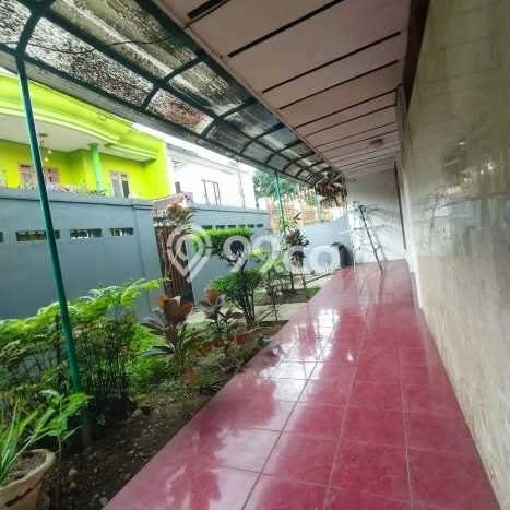 Rumah Luas Asri 1 KT Siap Huni di Buah Batu Bandung Rumah Luas Asri 1 KT Siap Huni di Buah Batu Bandung