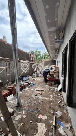 Unit Kost Dijual di Sleman dengan 12 Kamar Tidur & Luas Bangunan 300m2 Unit Kost Dijual di Sleman dengan 12 Kamar Tidur & Luas Bangunan 300m2