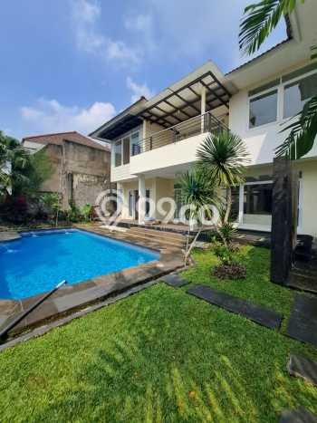 Dijual Rumah Luas Megah Dengan View Eksklusif di Kemang, Jakarta Selatan Dijual Rumah Luas Megah Dengan View Eksklusif di Kemang, Jakarta Selatan