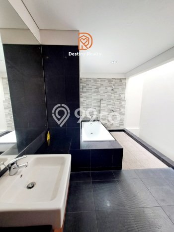 Rumah area Kuningan, 4 KT, Akses Mudah Pusat Kota, Luas 270m² Bangunan 400m² Rumah area Kuningan, 4 KT, Akses Mudah Pusat Kota, Luas 270m² Bangunan 400m²