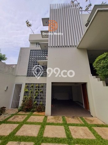 Rumah area Kuningan, 4 KT, Akses Mudah Pusat Kota, Luas 270m² Bangunan 400m² Rumah area Kuningan, 4 KT, Akses Mudah Pusat Kota, Luas 270m² Bangunan 400m²