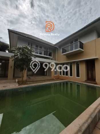 UNIT SPESIAL! Rumah di , 5 KT, Akses Fasilitas, LT 450m2m² Bangunan 500m2m² UNIT SPESIAL! Rumah di , 5 KT, Akses Fasilitas, LT 450m2m² Bangunan 500m2m²