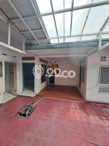 Siap Huni Rumah Mewah 3 Kamar di Kebayoran Baru Dekat ke Mana Pun Siap Huni Rumah Mewah 3 Kamar di Kebayoran Baru Dekat ke Mana Pun