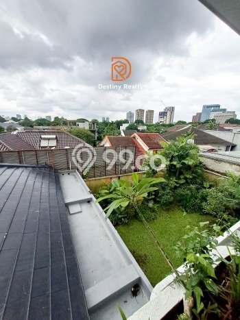 Hunian Elit LB 600m2 Siap Pakai Desain Elegan di Pondok Indah, Jakarta Selatan Hunian Elit LB 600m2 Siap Pakai Desain Elegan di Pondok Indah, Jakarta Selatan