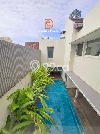 Rumah area Kuningan, 4 KT, Akses Mudah Pusat Kota, Luas 270m² Bangunan 400m² Rumah area Kuningan, 4 KT, Akses Mudah Pusat Kota, Luas 270m² Bangunan 400m²