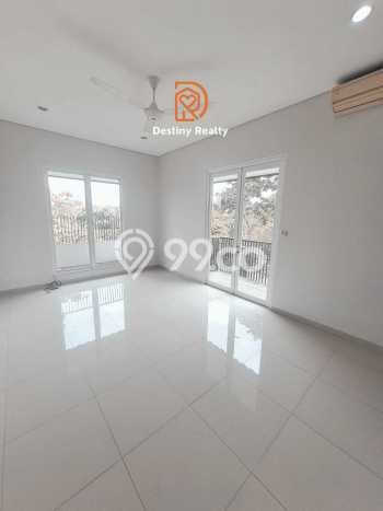 UNIT SPESIAL! Rumah di , 5 KT, Akses Fasilitas, LT 450m2m² Bangunan 500m2m² UNIT SPESIAL! Rumah di , 5 KT, Akses Fasilitas, LT 450m2m² Bangunan 500m2m²