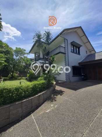 Lokasi strategis! Rumah siap huni dikontrakkan di Kebayoran Baru LB 600m2 Lokasi strategis! Rumah siap huni dikontrakkan di Kebayoran Baru LB 600m2