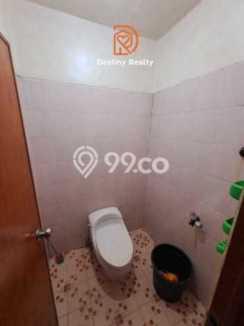Kost Dijual di Salemba dengan 28 KT dan Luas 550m2 Kost Dijual di Salemba dengan 28 KT dan Luas 550m2