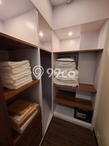 Unit Apartemen Eksklusif Dijual di Cilandak dengan 3 Kamar Tidur Unit Apartemen Eksklusif Dijual di Cilandak dengan 3 Kamar Tidur