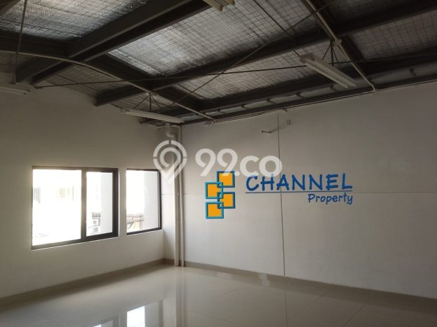 Unit Gudang Disewa Lokasi BSD, Tangerang Selatan Spesifikasi Luas Bangunan 120m2 Unit Gudang Disewa Lokasi BSD, Tangerang Selatan Spesifikasi Luas Bangunan 120m2