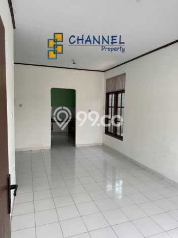 Rumah sewa siap pakai 3 Kamar Tidur di Ciater, Tangerang Rumah sewa siap pakai 3 Kamar Tidur di Ciater, Tangerang