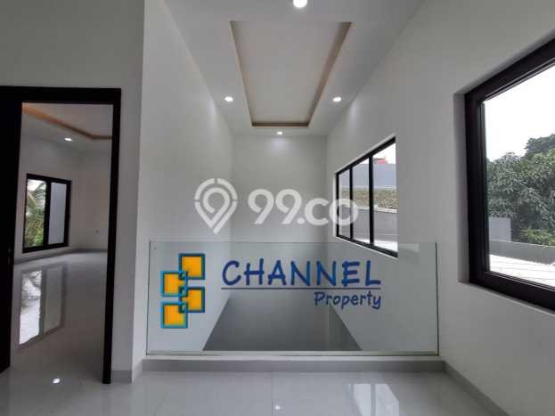 Jual Rumah Mewah Megah Dengan View Cantik di BSD Puspita Loka, Tangerang Jual Rumah Mewah Megah Dengan View Cantik di BSD Puspita Loka, Tangerang