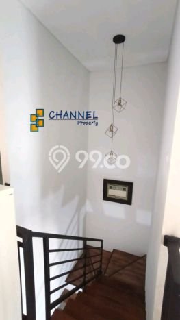 Dijual Rumah 4 Kamar Lokasi Ideal Nyaman dan Strategis di BSD Dijual Rumah 4 Kamar Lokasi Ideal Nyaman dan Strategis di BSD
