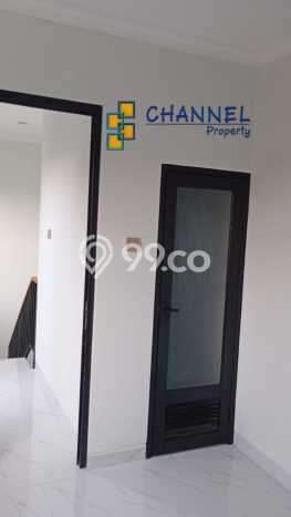 Hunian Cantik Modern Lb 110m2 di BSD, Tangerang Selatan Hunian Cantik Modern Lb 110m2 di BSD, Tangerang Selatan
