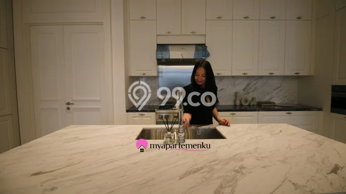 Siap Huni Apartemen Luxury di Thamrin 5 Kamar & 7 Kamar Mandi Siap Huni Apartemen Luxury di Thamrin 5 Kamar & 7 Kamar Mandi
