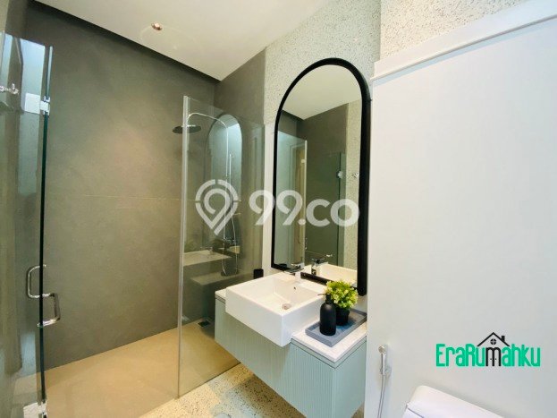 Rumah Elit LB 297m2 Siap Pakai Desain Elegan di Pondok Pinang, Jakarta Selatan Rumah Elit LB 297m2 Siap Pakai Desain Elegan di Pondok Pinang, Jakarta Selatan