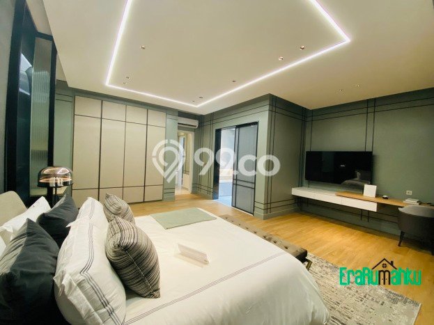 Rumah Elit LB 297m2 Siap Pakai Desain Elegan di Pondok Pinang, Jakarta Selatan Rumah Elit LB 297m2 Siap Pakai Desain Elegan di Pondok Pinang, Jakarta Selatan