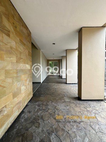 Hunian Minimalis Untuk Disewakan di Kuningan Jakarta Selatan 4 KT & 4 KM Hunian Minimalis Untuk Disewakan di Kuningan Jakarta Selatan 4 KT & 4 KM